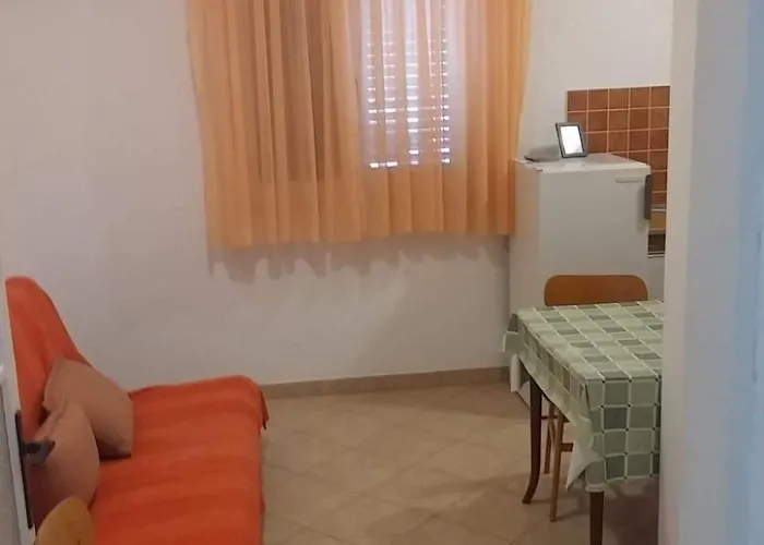 Katarina Mit Garten Und Grill By Interhome * נובי ווינודולסקי