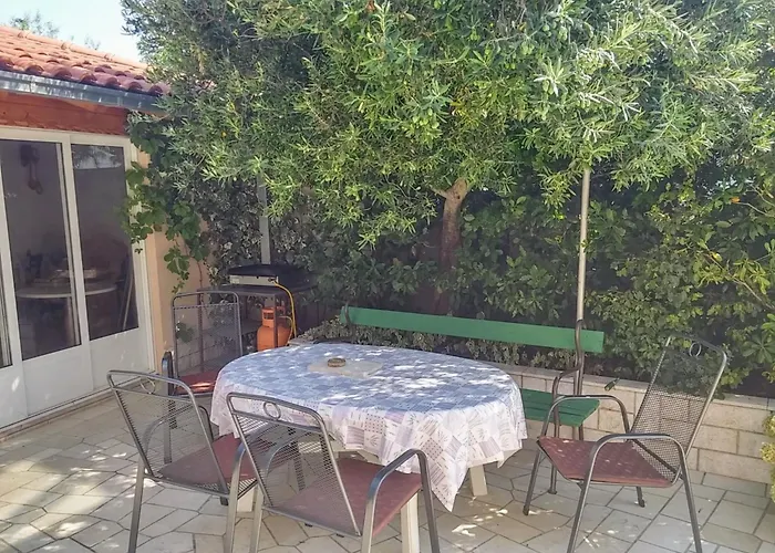 Katarina Mit Garten Und Grill By Interhome דירה נובי ווינודולסקי